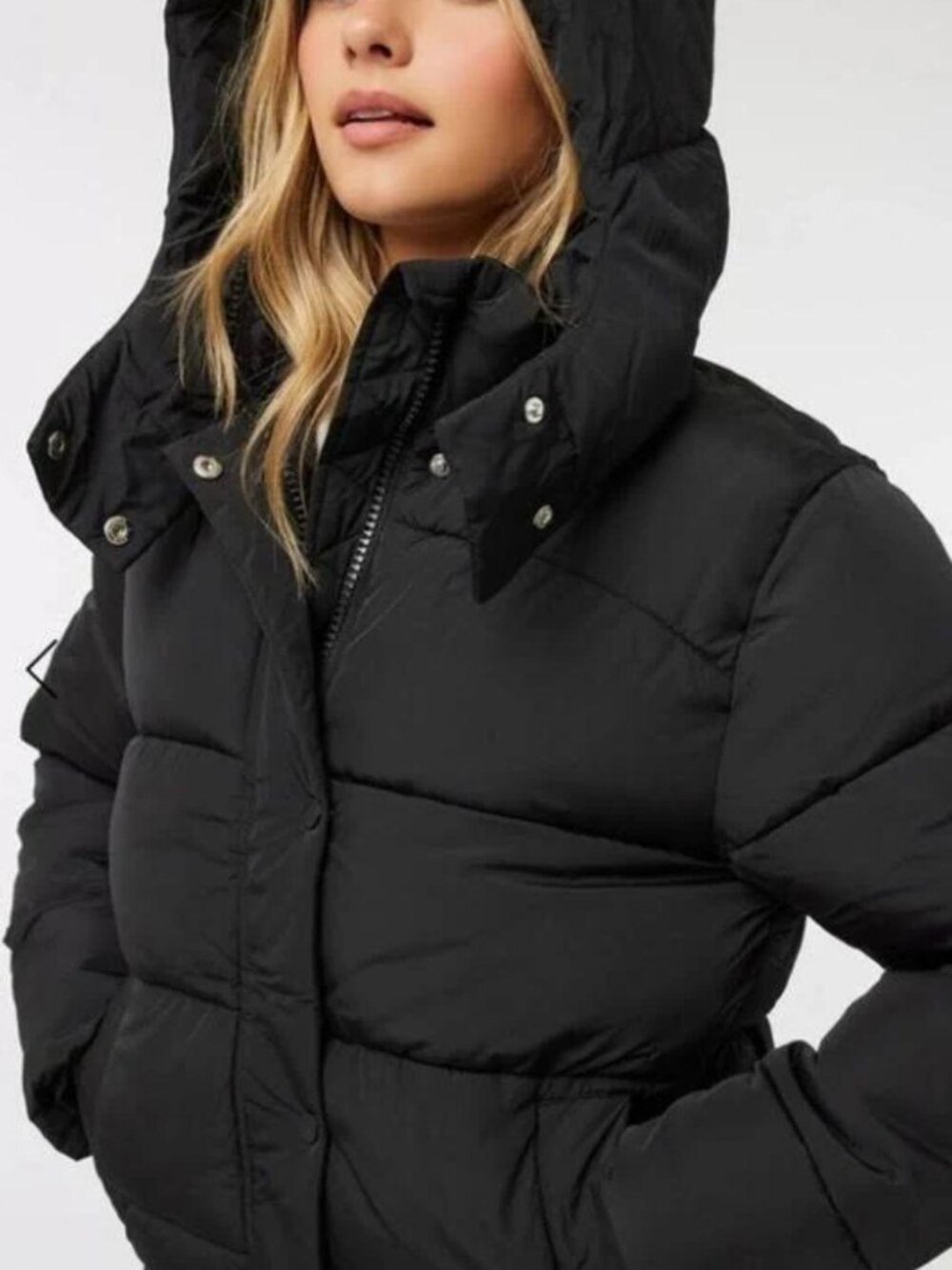 Ardene Black Cropped Hooded Puffer Jacket